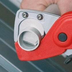 Knipex Pipe Cutter 90 20 185 KN-9020185 (Red) — view 3
