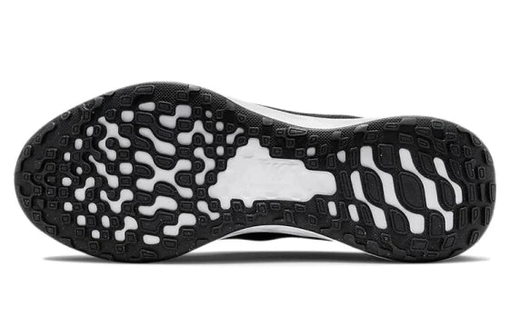 Nike Revolution 6 Next Nature Women's Black/White (43) — view 6