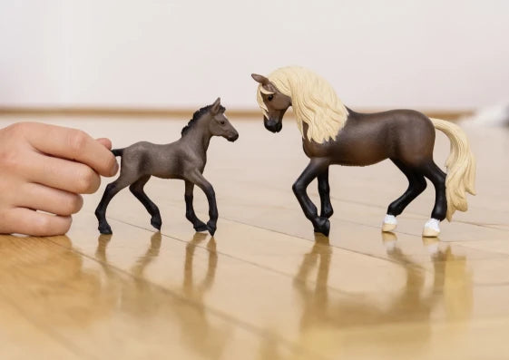 Schleich HC Peruvian Paso Foal 13954 (Brown) — view 3