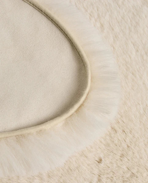 Zarahome Small Irregular Fuzzy Rug (60 x 90 cm) — view 6