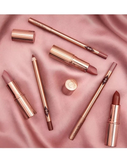 Charlotte Tilbury Lip Cheat - Red Carpet Red — view 4