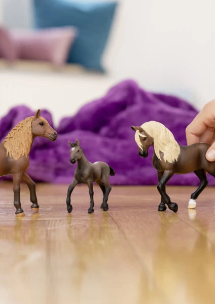 Schleich HC Peruvian Paso Foal 13954 (Brown) — view 8